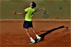 le tennisman....aime le vert fluo...