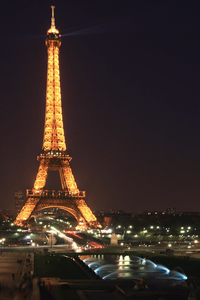 Le Tour Eiffel 2