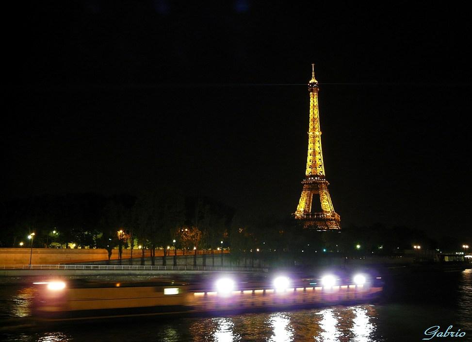 Le Tour Eiffel