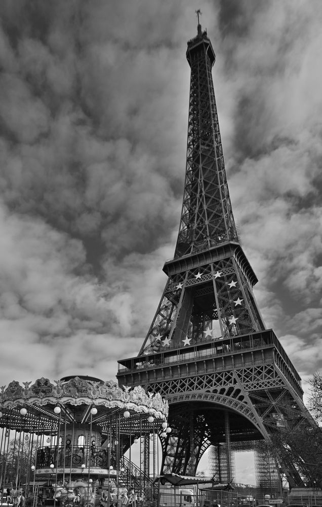 Le Tour Eiffel