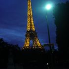 Le Tour Eiffel dans la nuit