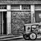 LE TRACTEUR AUX TOILETTES