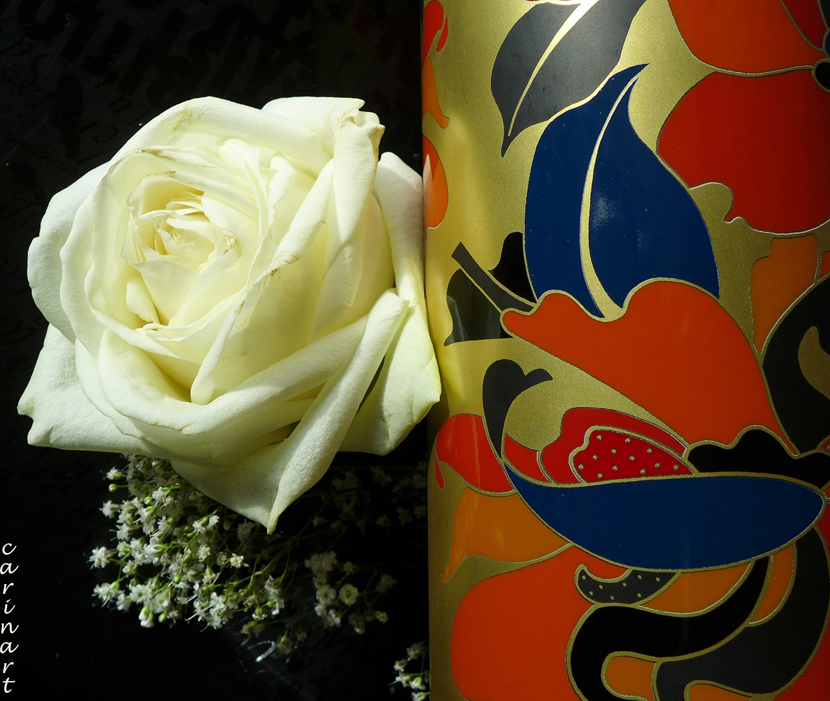 Le vase (et la rose)  / Die Vase (und die Rose)
