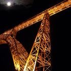 Le viaduc de Garabit de nuit