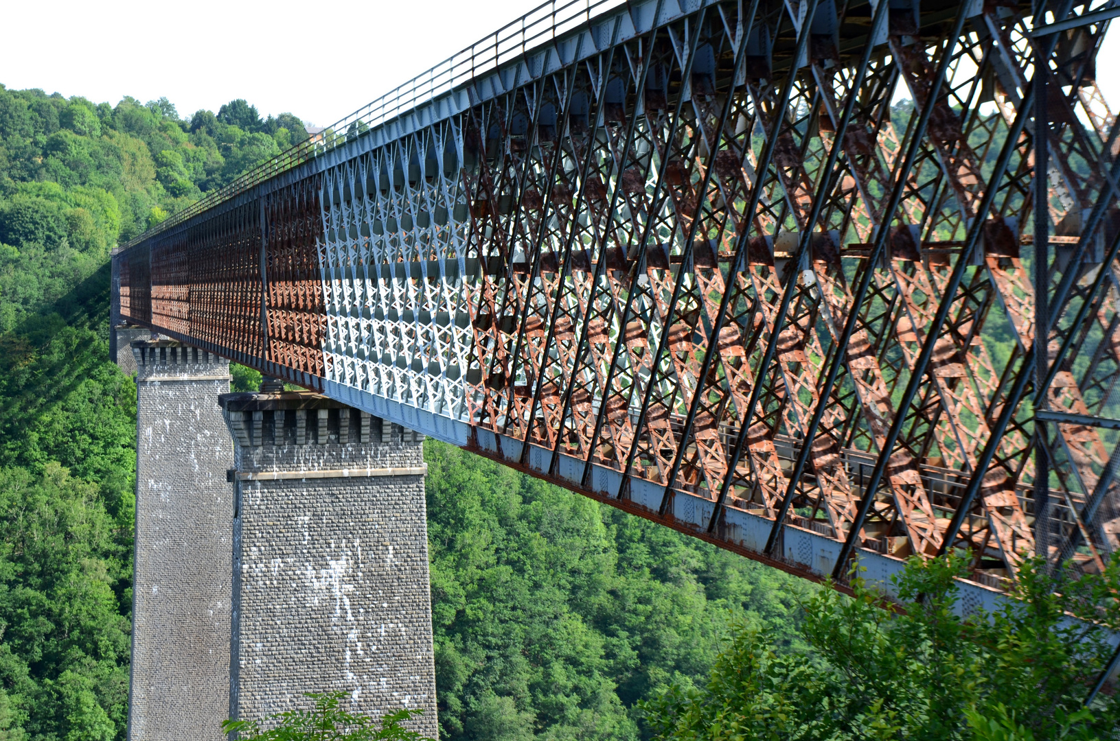  Le viaduc des Fades