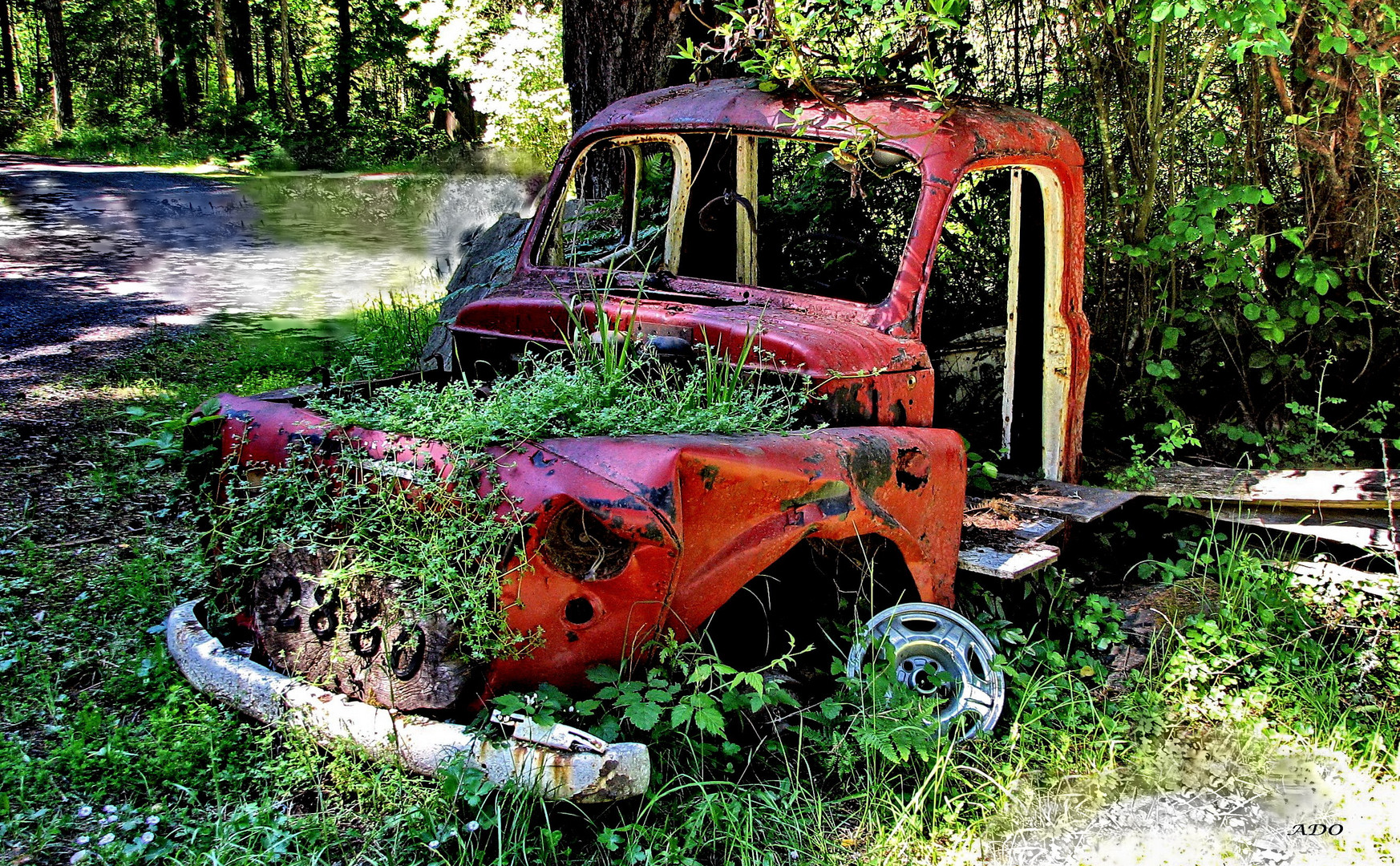 le vieux camion rouge