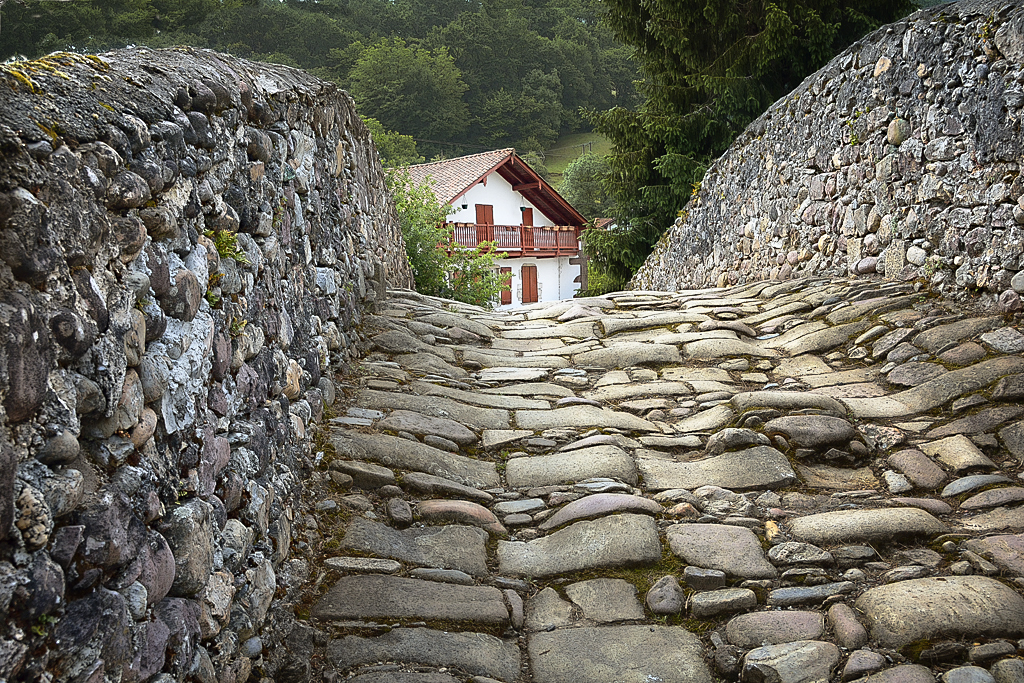 Le vieux pont romain