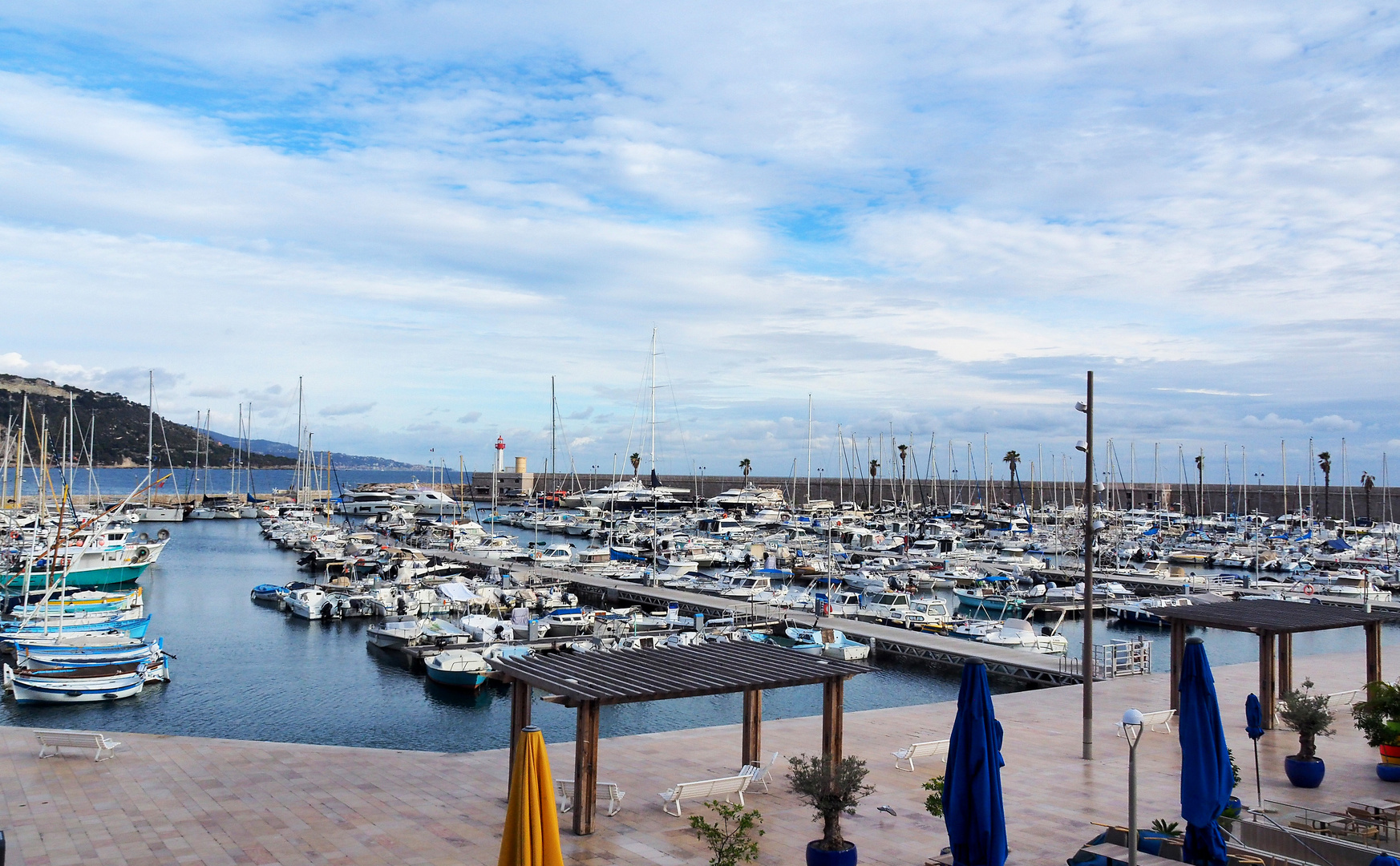 Le Vieux Port de Menton