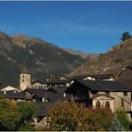 Le village d’Ordino à l‘automne  -- Andorre