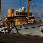 Le yacht royal du Danemark dans le port de Reykjavik.