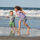 Leah und Max, zwei unserer Enkelkinder an der Goldkueste, Queensland Australia