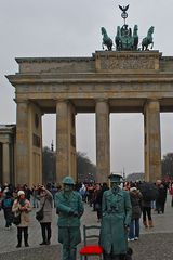 Lebende Statuen: Keine Bewegung - setz Dich!