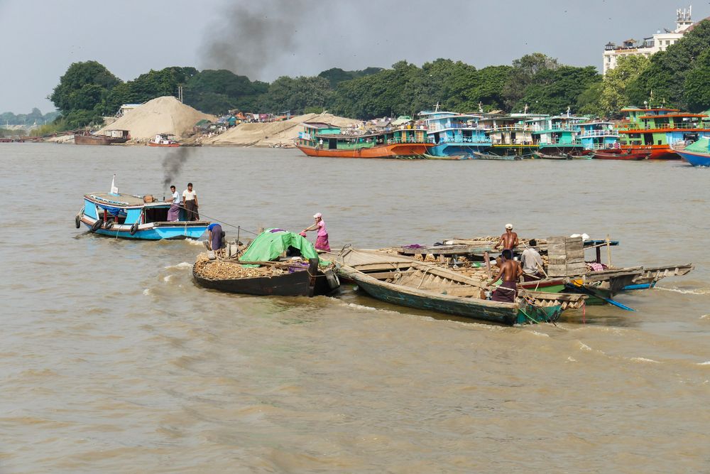 ...Lebensader Irrawaddy...