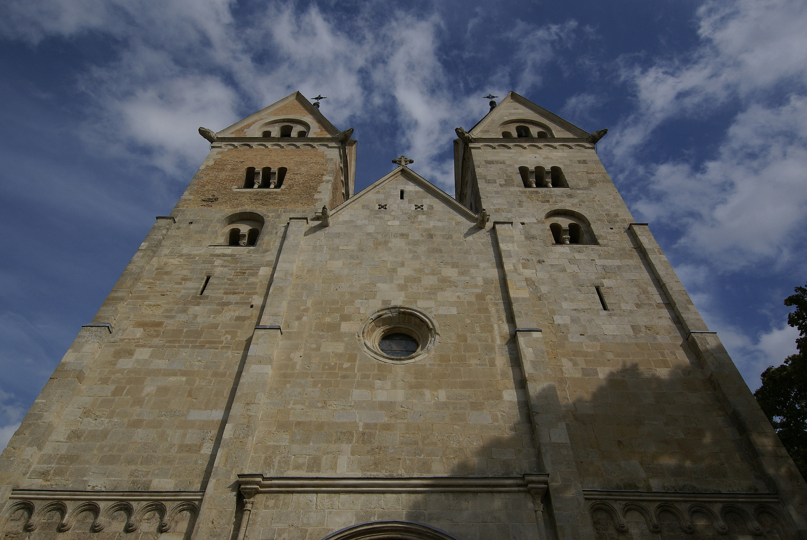 Lébény - Kirche St. Jakob (815 Jahre alt)