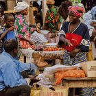 lebhaft und farbenfroh