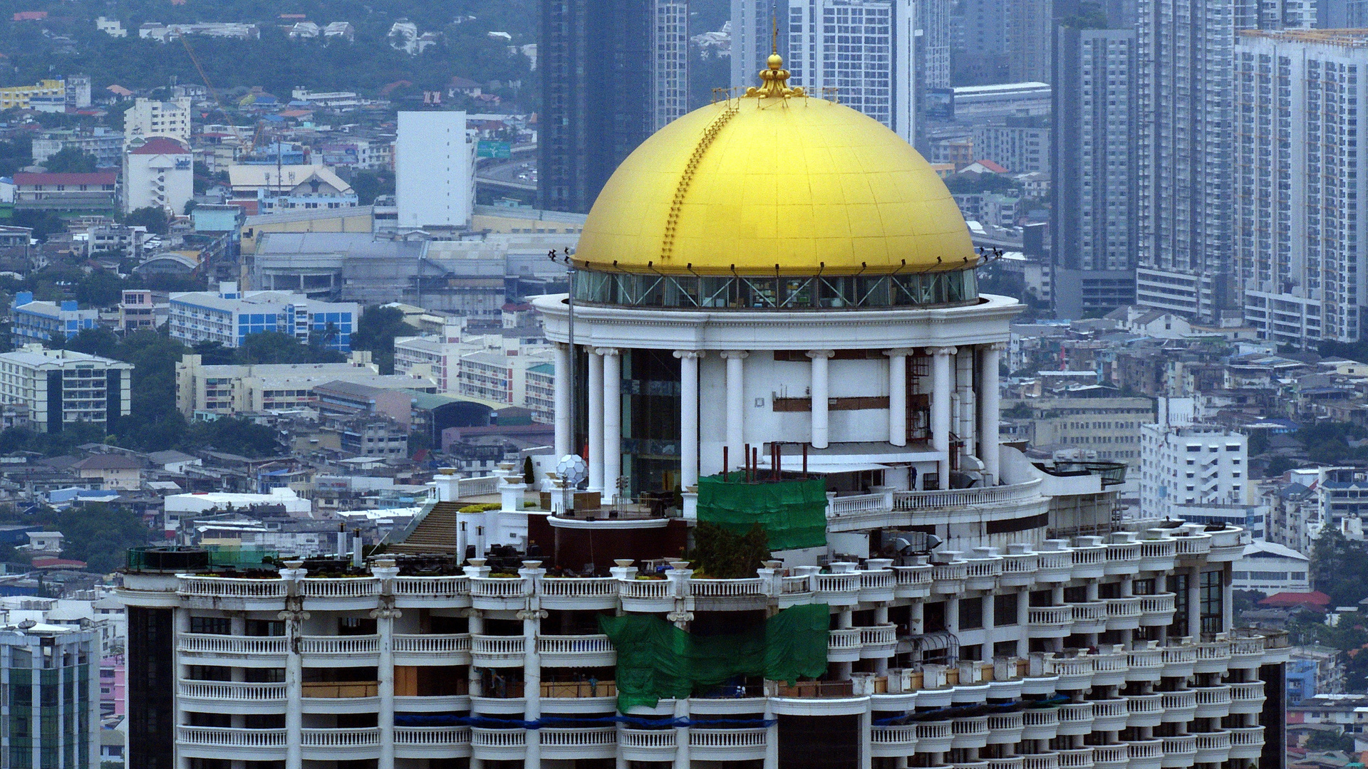 Lebua Tower mit der Skybar