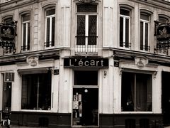 l'écart