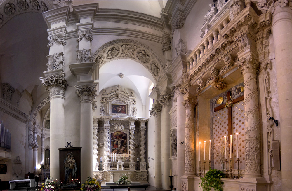 LECCE: Basilica di Santa Croce