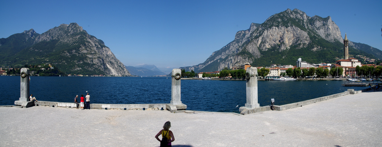 Lecco, fjordähnliche Landschaft am Südostende des Comer Sees