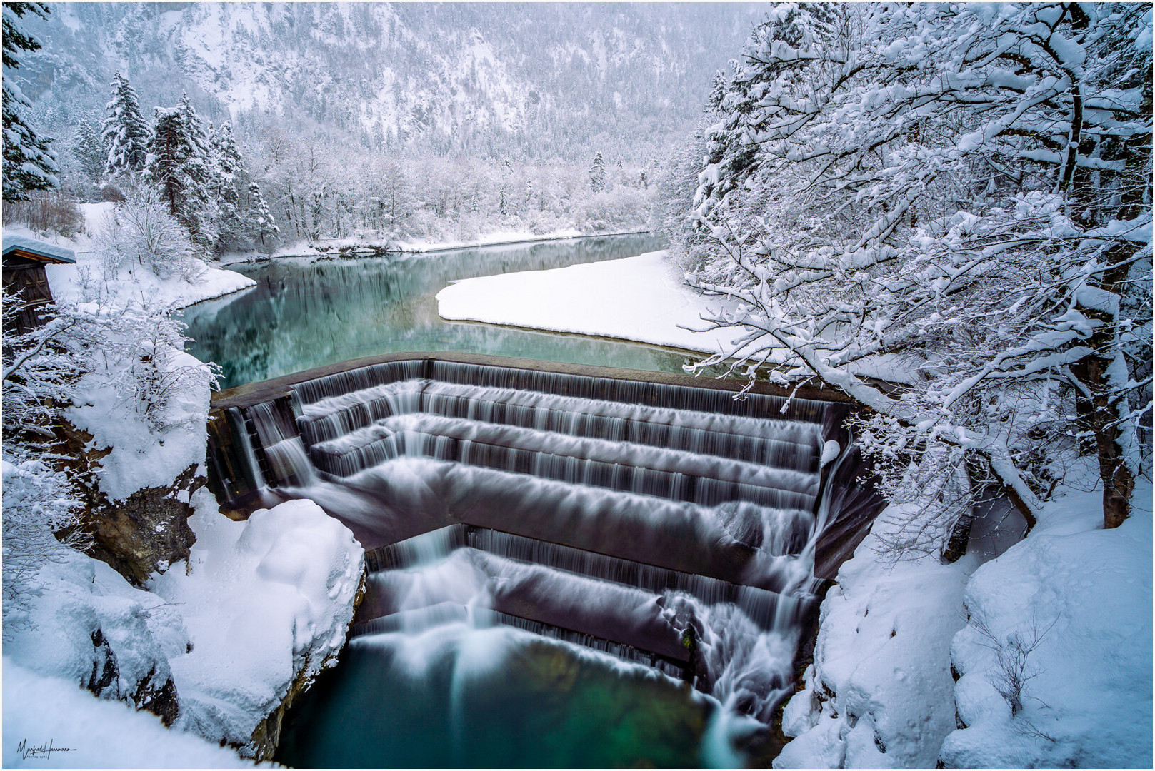 Lechfall im Winterkleid