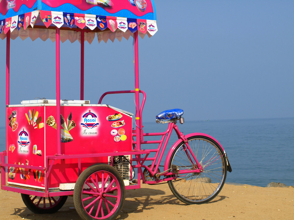 leckeres Eis am Strand von Pondicherry