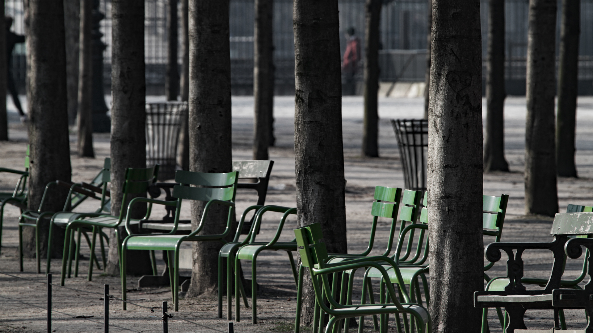 leere Stühle - chaises vides