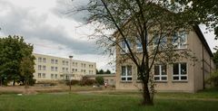 Leerstehende Grund und Hauptschule in Ostdeutschland