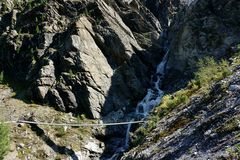 Legerwasserfall mit Hängebrücke