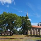 L’Eglise Saint-Michel et la Maison de l’Airial  -  Bias  (Landes)