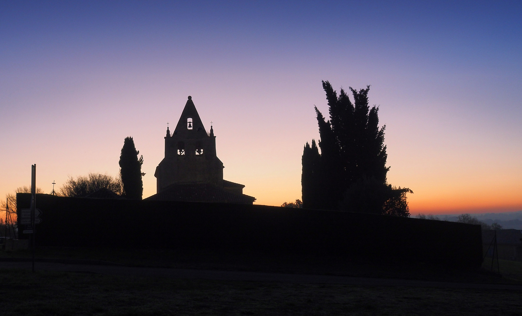 L’Eglise Sainte-Ragegonde à l’aube