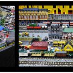 Lego-Loks und Bahnanlagen