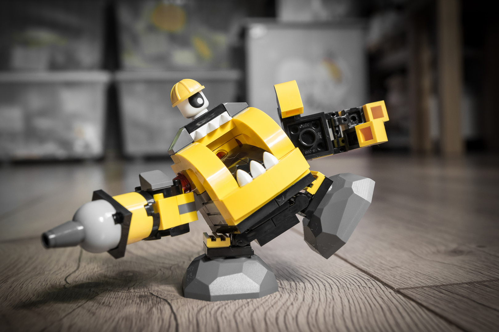 LEGO Monster