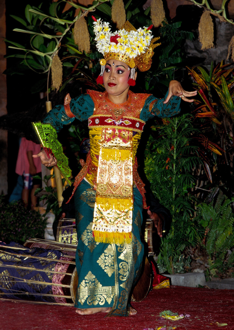 Legong 05 