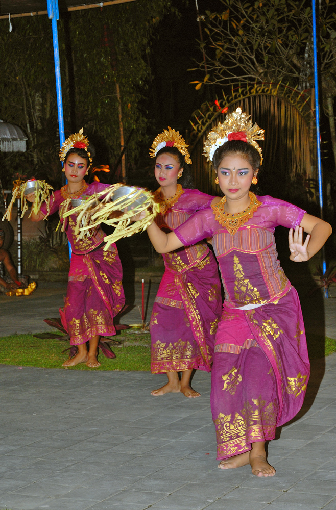 Legong dancer girls