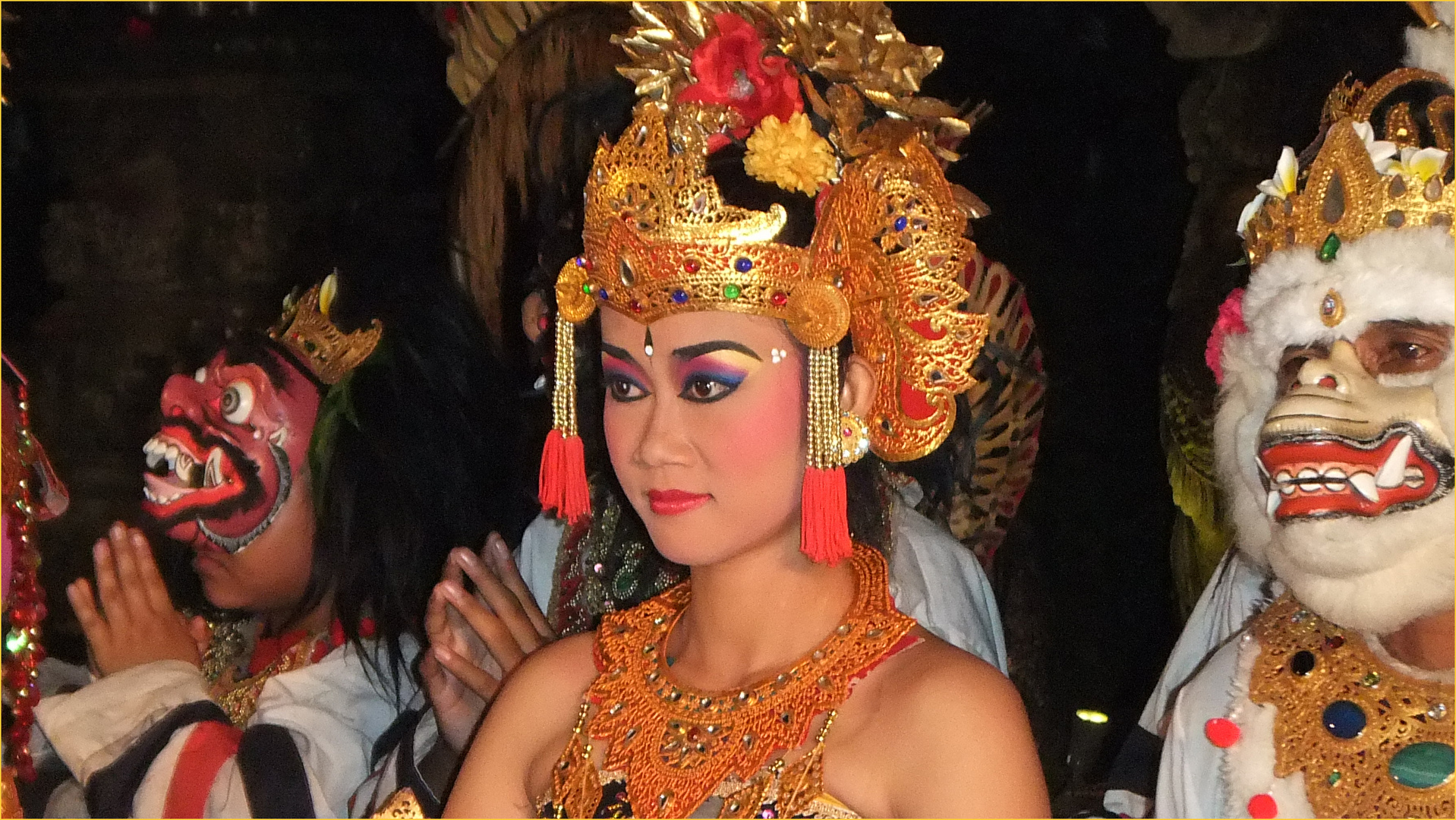 Legong in Lotos Café, Ubud, Bali