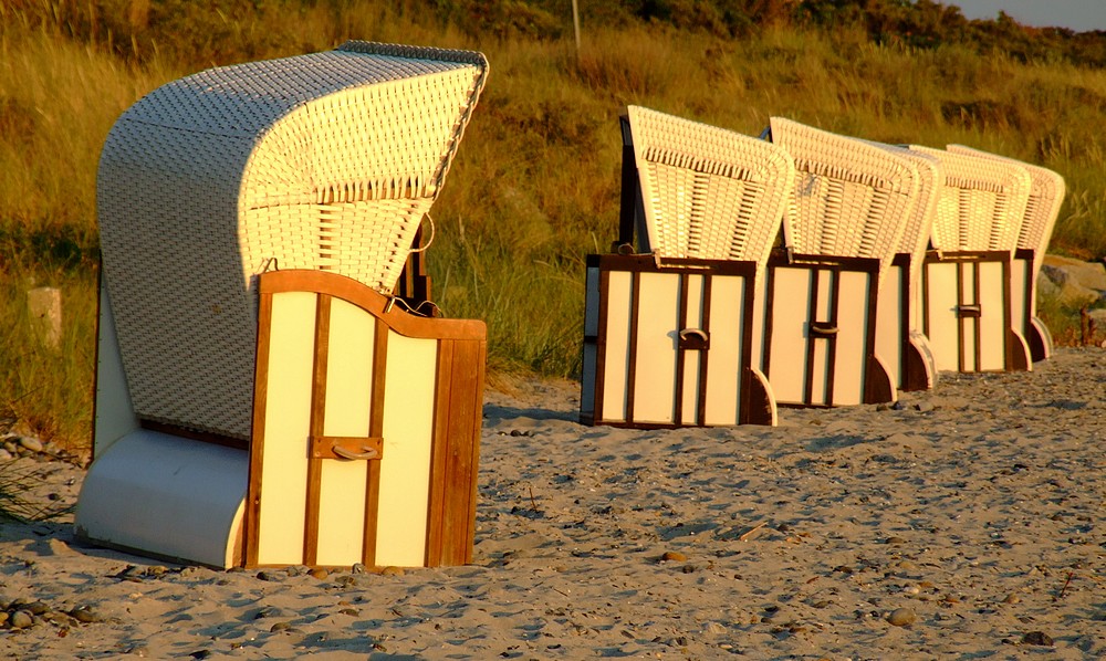 "Lehrer und Schüler" - Strandkörbe auf Hiddensee