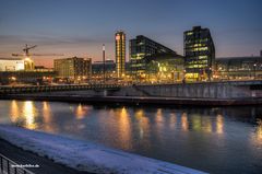 lehrter bahnhof abends