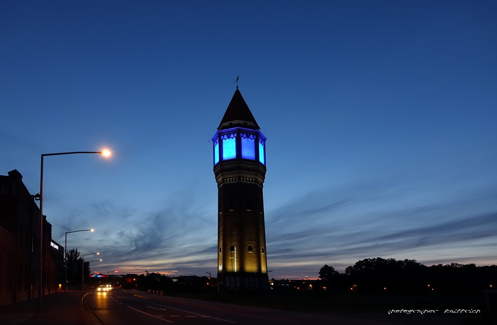 Lehrtes Wasserturm....