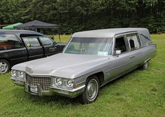 Leichenwagen - Cadillac