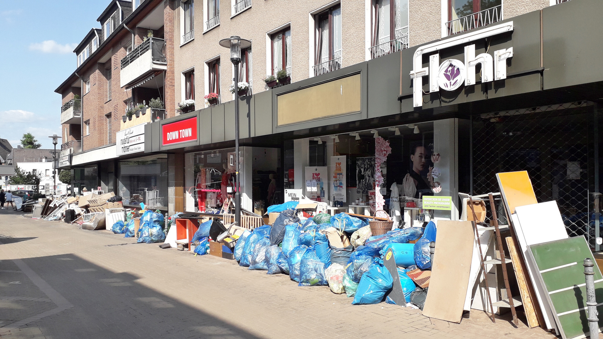 Leichlingen - Nach dem Wupper-Hochwasser ist viel ..