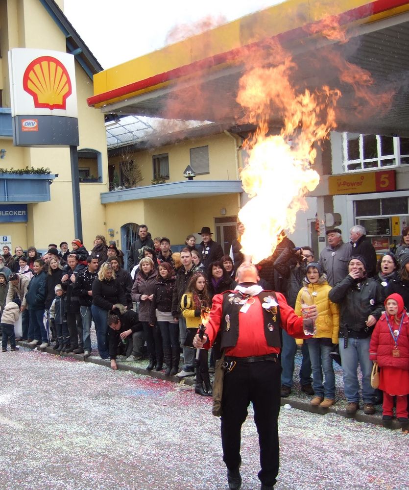 Leicht entflammbar von Lecheros 