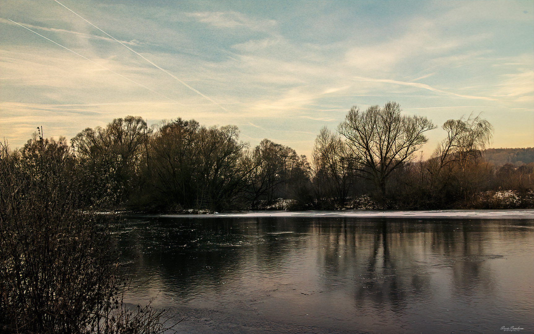 Leichte Spiegelung