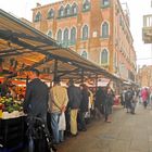 Leichter Regen in Venedig 20 Grad