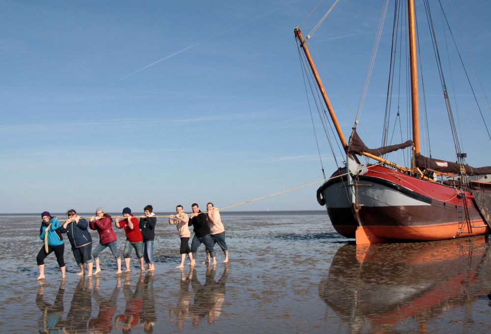 Leinen Los und Stifte Gezückt: Segelschiffe Zeichnen – Ein Abenteuer für Groß und Klein!