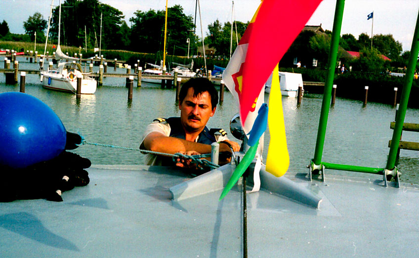 Leinen Los! Schiffe zeichnen mit Bleistift: Eine kreative Reise für Jung und Alt