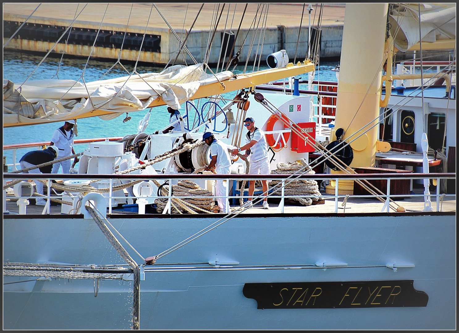 ... Leinen los ... Die Star Flyer im Hafen von Split ...