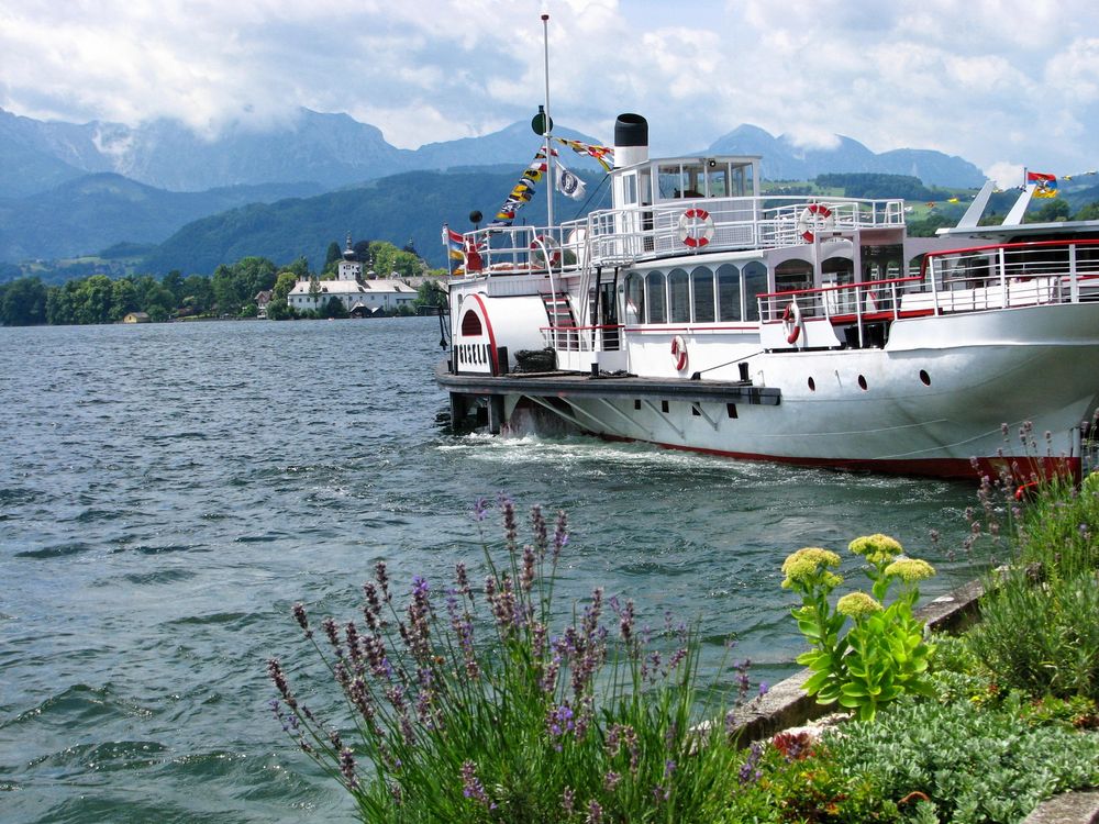 Leinen Los! Schiffe zeichnen mit Bleistift: Eine kreative Reise für Jung und Alt