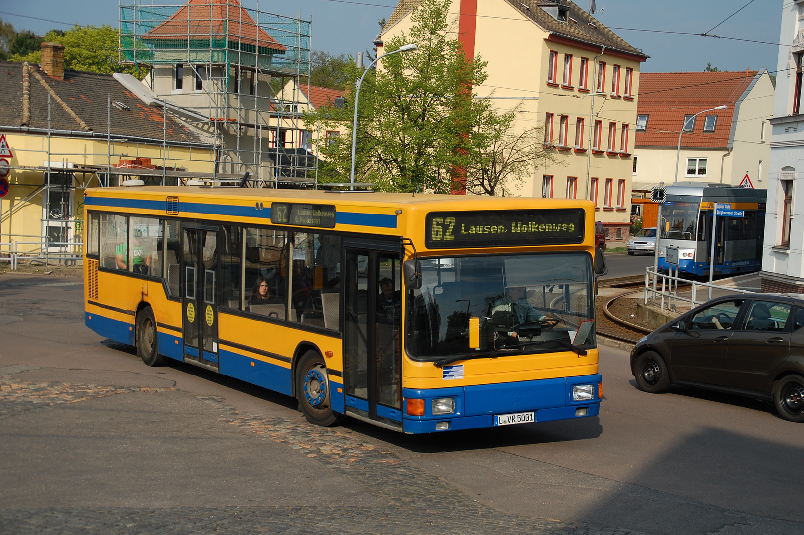 Leipzig, auf Linie 62 ein MAN NL 202