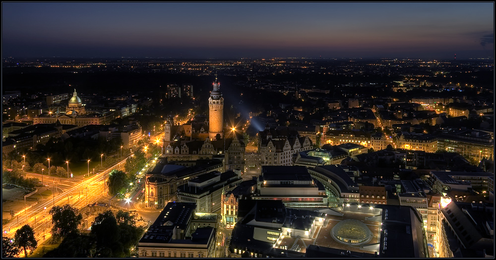 Leipzig bei Nacht Foto & Bild | architektur, architektur ...