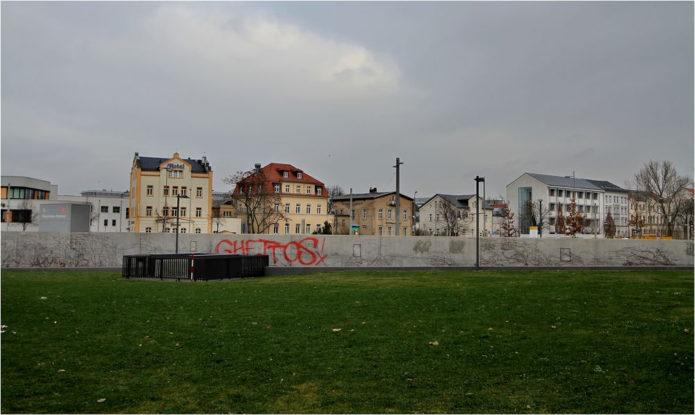 leipzig hat noch die mauer ...